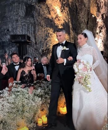 Pipe Bueno y Luisa Fernanda W dieron el sí en el altar